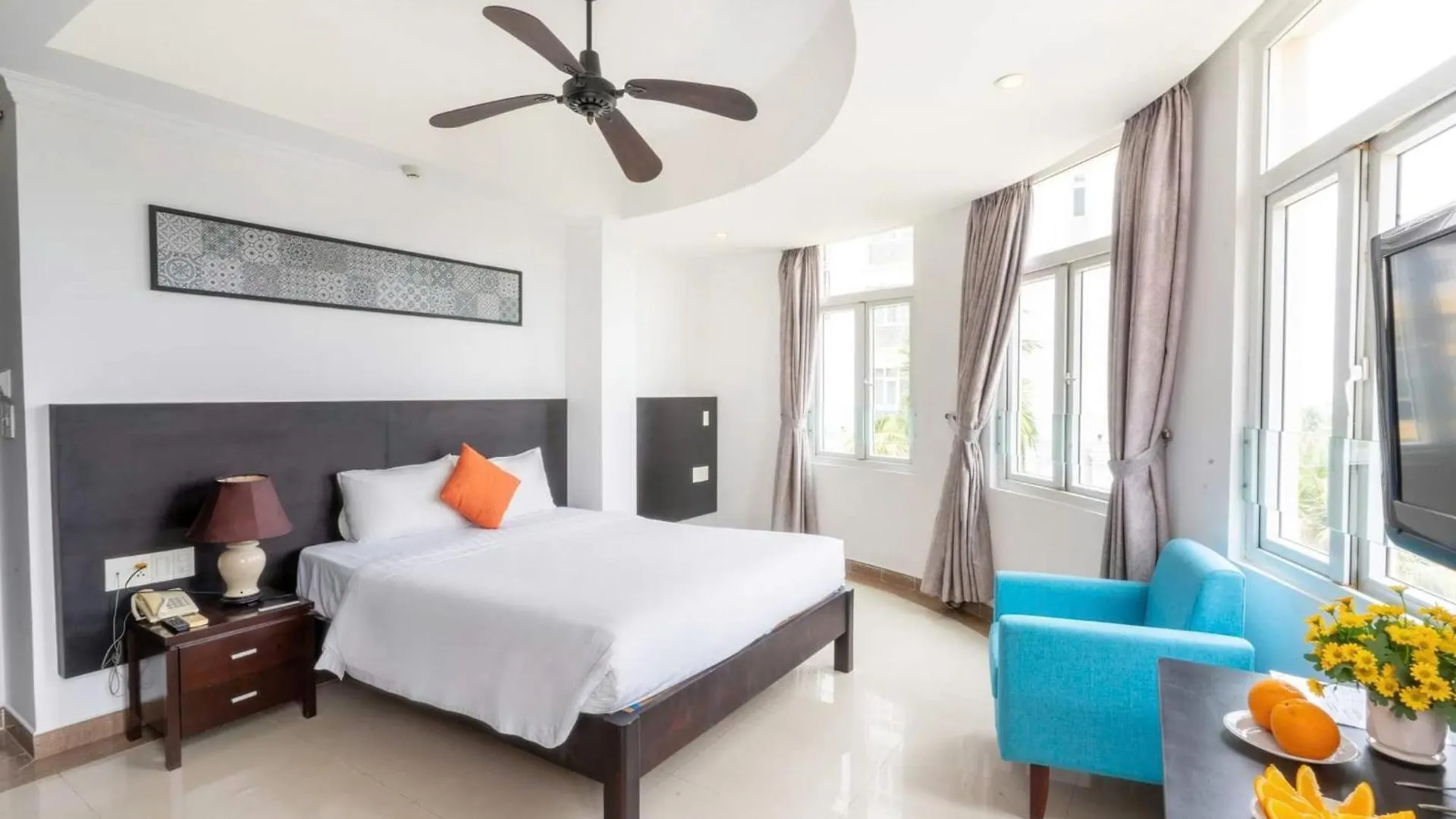 Queen Palace Sea View Hotel Da Nang